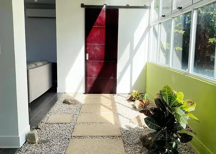 Villa Casa Mist Luxury Only 5 Mins To The *