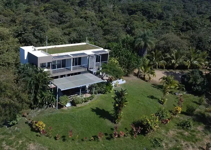 Casa Mist Luxury Only 5 Mins To The Villa Santa Cruz (Guanacaste)
